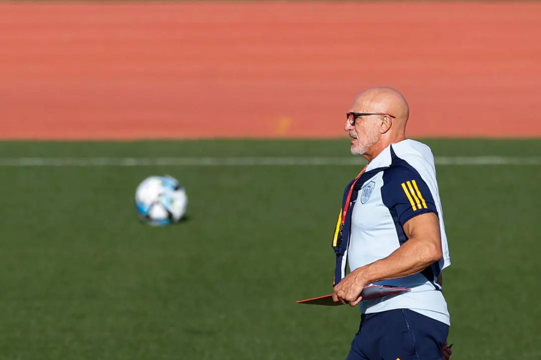 El seleccionador espa&ntilde;ol, Luis de la Fuente, en foto de archivo de Javier Liz&oacute;n. EFE